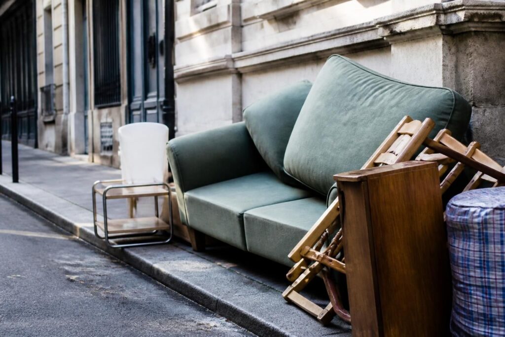 Encombrants à Paris : demande gratuite en ligne